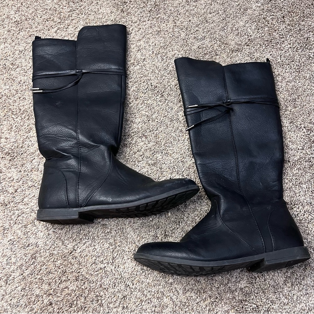 Joe Fresh Side Zipper Tall Tassel Tie Boot Girls Size 4